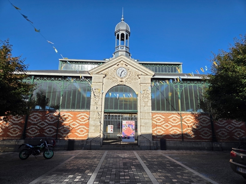4.1.photo sortie surprise halles de coulonges sur lautize